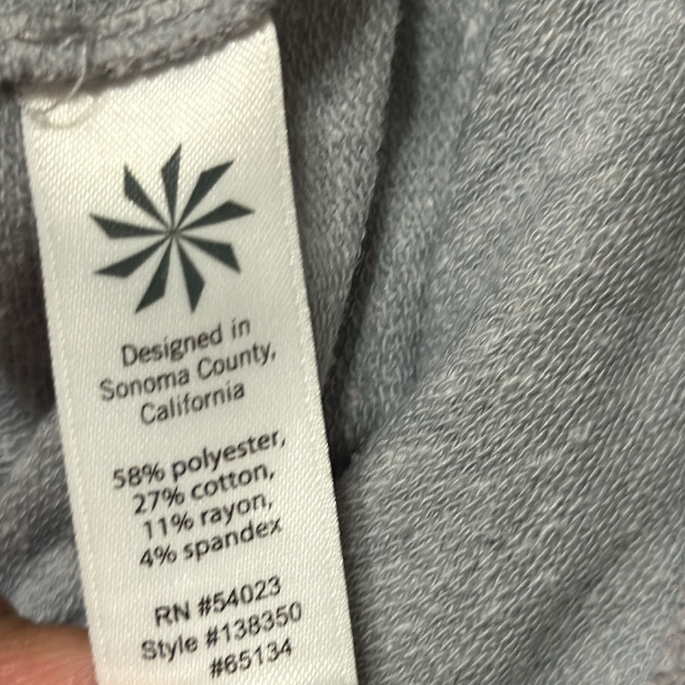 Athleta top - Picture 5 of 5